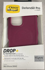 OtterBox Defender Series Case For iPhone 16 Foxberry Pink
