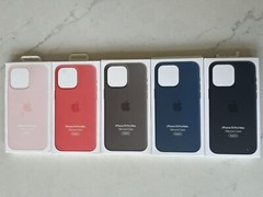 Genuine Apple iPhone 15 PRO MAX (6.7″) Silicone Case w/Magsafe