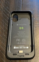 Mophie Juice Pack 900mAh Wireless Charging Battery Case Made for Palm – BLACK