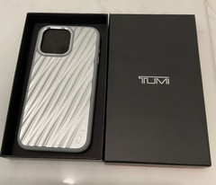 NIB Tumi 19 Degree ALUMINUM Apple iPhone 15 Pro Max Case – SILVER