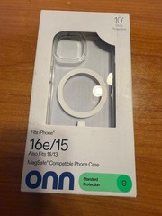 Onn MagSafe Metallic/Clear case WIBGML100150498 for iPhone 16-Open Box.