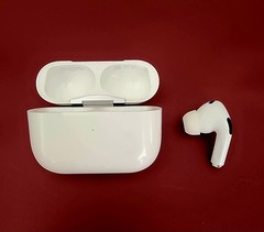 Apple AirPods (3rd Generation) – Left Earbud & MagSafe Wireless Charging A2564