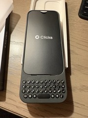 Clicks Keyboard for iPhone 16 – Onyx